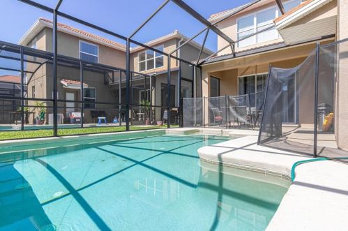 8964 Bismarck Palm Rd, Kissimmee, FL 34747-1544