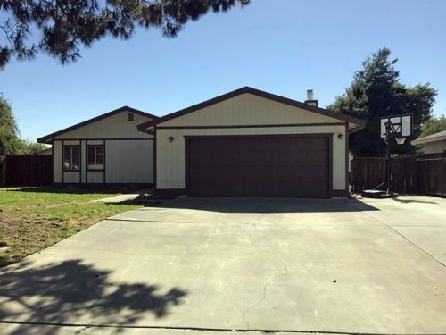 11293 Alvin St, Armona, CA 93202-9706