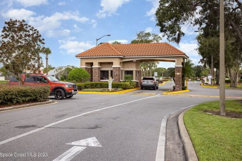 3755 Atrium Dr, Orlando, FL 32822-3749