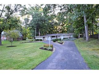 7470 Timberlane Dr, Cincinnati, OH 45243-1840