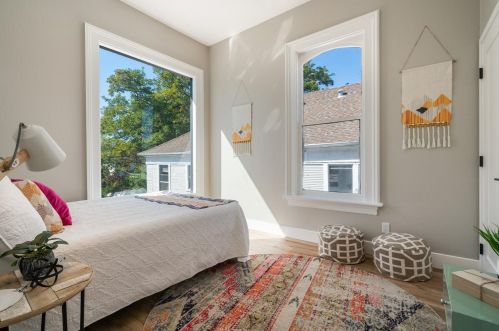 1433 Adeline St, Oakland CA  94607-2800 exterior