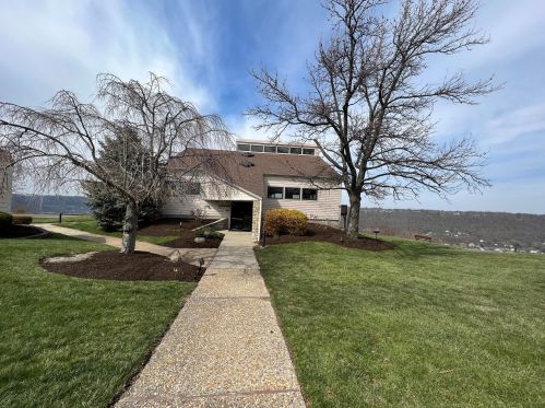 2926 Vista Ct, Covington KY  41017-3687 exterior