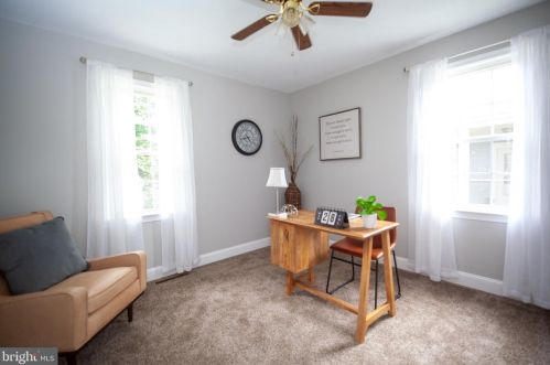 208 Beaver Dr, Gloucester NJ  08031-2902 exterior