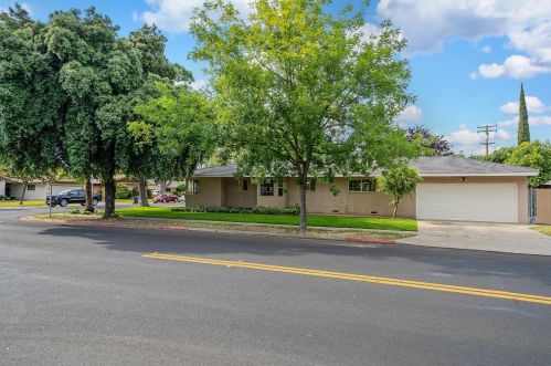 2600 Macgregor Ct, Modesto CA  95350-2320 exterior
