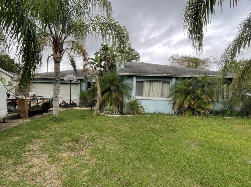8416 Mattituck Cir, Orlando, FL 32829-8536