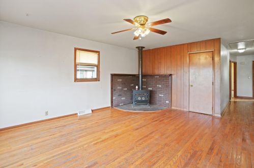 841 Legion Dr, Twin Lakes WI  53181-9139 exterior
