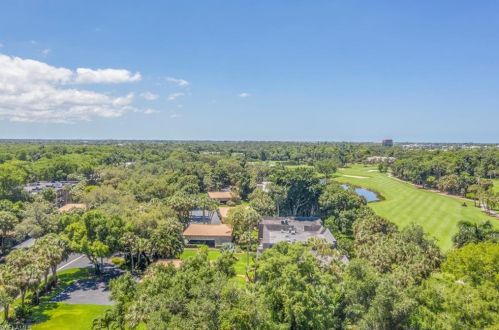 104 Wilderness Dr, Naples, FL 34105-2637