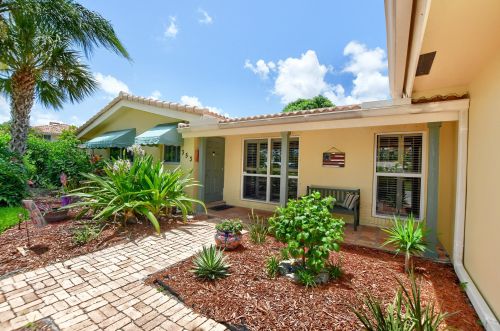353 7th Ter, Boca Raton, FL 33486-4638