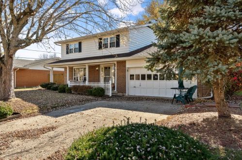 1106 Mayfair Dr, Wilmington, OH 45177-1100