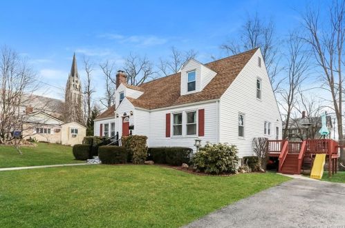 525 High St, New Britain, CT 06053-2815