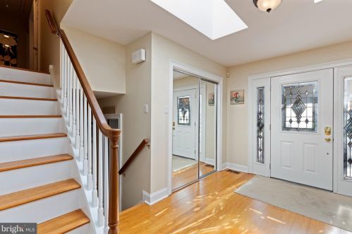 118 Ann Dr, Southampton PA 18954-1639 exterior