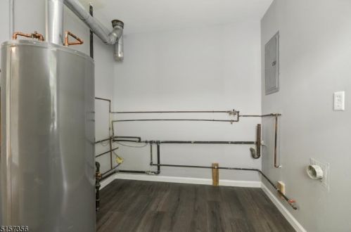 244 Conklintown Rd, Skyline Lakes NJ  07456-2419 exterior