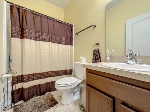 7025 Heatherbrook Dr, Lakeland FL  33809-4623 exterior