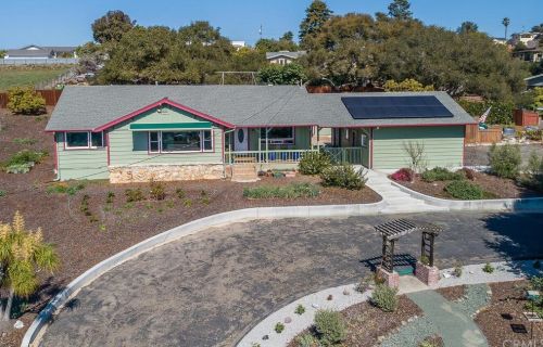 1470 Newport Ave, Pismo Beach, CA 93433-1822