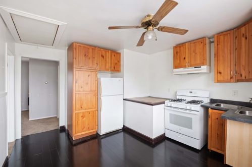 4001 Ctr Ave, Whitaker PA 15120-3417 exterior