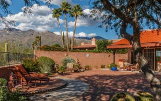 5305 Via Velazquez, Tucson, AZ 85750-5989
