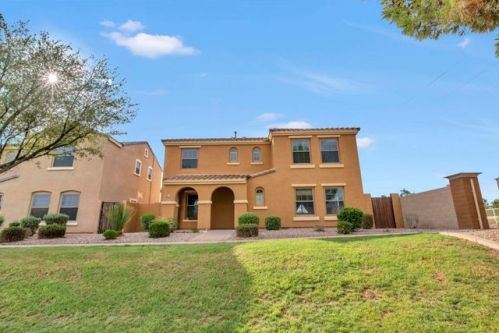 2667 Bart St, Gilbert, AZ 85295-0611