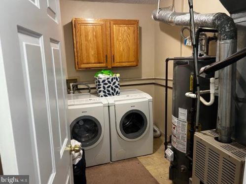 13 Joyner Ct, Trenton NJ 08648-2614 exterior