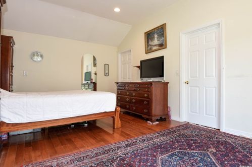 55 Greenvale Dr, Elwood NY  11731-4117 exterior