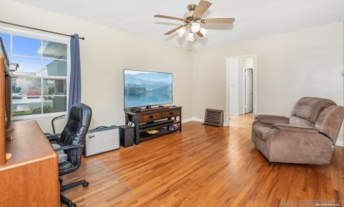 8765 Crockett St, La Mesa, CA 91942-3226