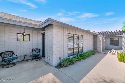 2827 Evans Dr, Phoenix AZ  85032-5030 exterior