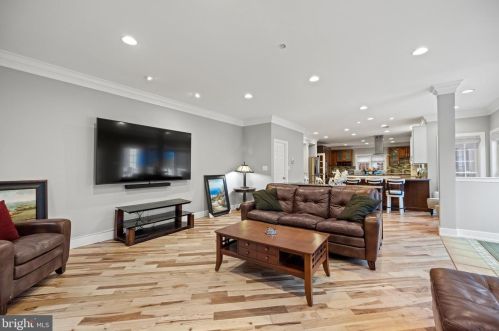 951 Rhonda Pl, Leesburg VA  20175-5632 exterior