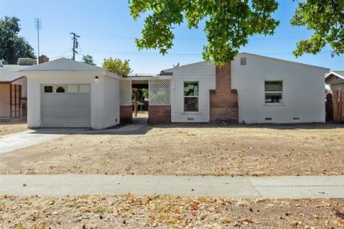 543 Cortland Ave, Fresno, CA 93704-4618