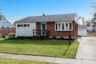 418 Marianna Dr, Wilmington, DE 19803-1815