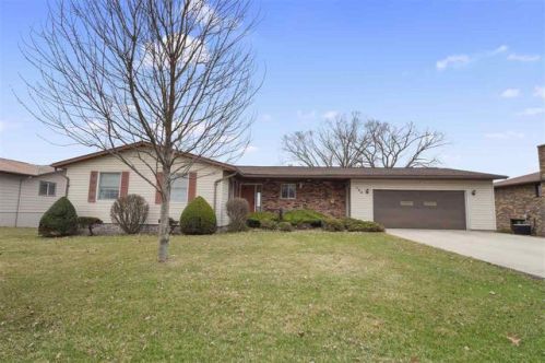 109 Fairview Dr, Wellman, IA 52356-7600