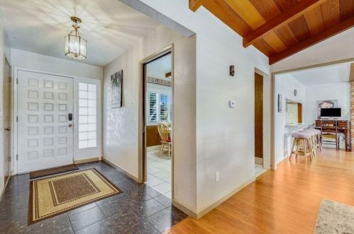 504 Greenwich Ln, Modesto CA  95350-1506 exterior