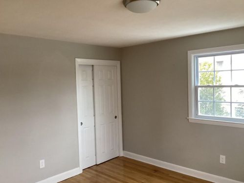 400 England St, Cumberland RI  02864-7211 exterior