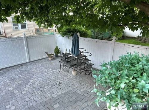 214 Columbus Pl, Cliffside Park NJ  07010-1006 exterior