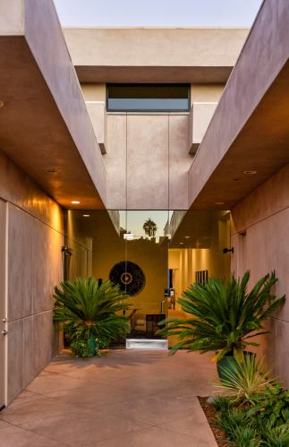 121 Via Del Cielo, Santa Barbara, CA 93109-1427