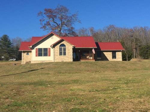 338 Browning Loop, Straight Creek, KY 40977-9279
