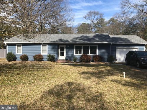 142 Laurel Ave, Laurel, DE 19956-1226