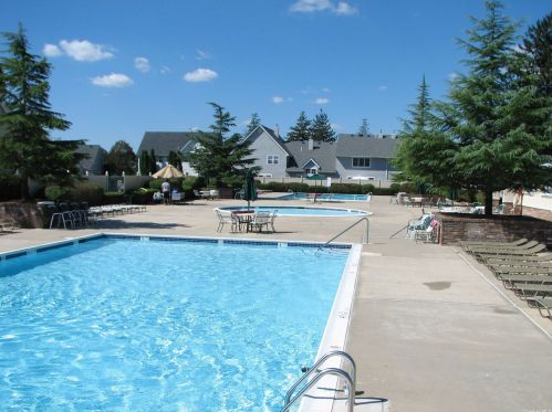 15 Summerfield Cir, Central Islip NY  11722-4649 exterior