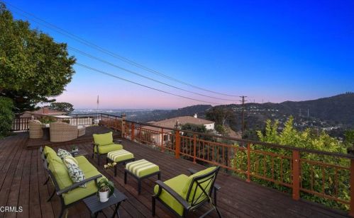 4026 Karen Lynn Dr, Glendale, CA 91206-1222
