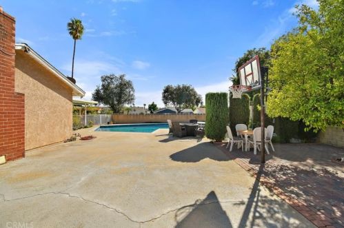 4903 Gln Arden Ave, Covina CA 91724-1917 exterior