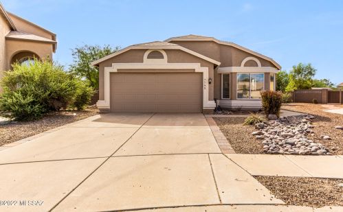 7795 Ironbark Ct, Tucson, AZ 85747-5358