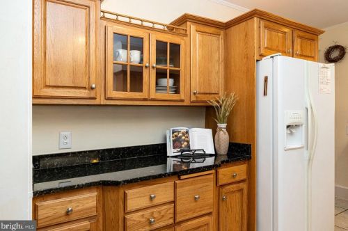 102 High St, Edinburg VA  22824-3084 exterior