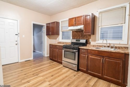 15 Grace St, Irvington NJ  07111-3415 exterior