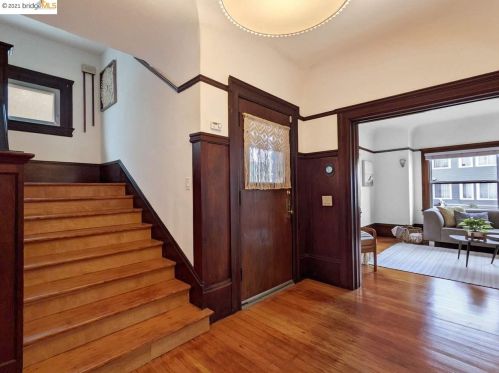 1450 4th Ave, Oakland CA  94606-2317 exterior