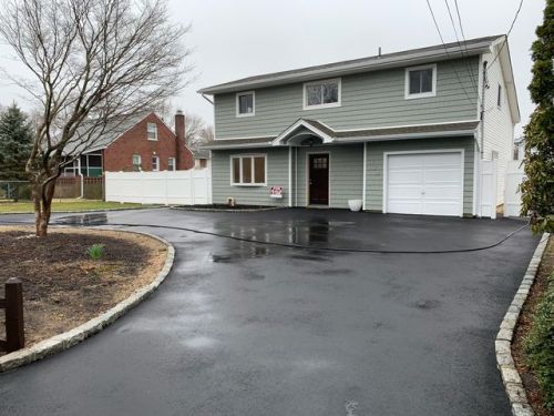128 Pine Acres Blvd, Deer Park, NY 11729-2107