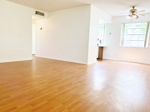 158 Piedmont D, Delray Beach FL  33484-7959 exterior