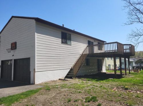 28 Raker Rd, Poughkeepsie NY  12603-5632 exterior