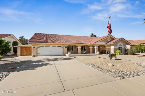 21030 124th Ave, Sun City AZ 85375-1955 exterior