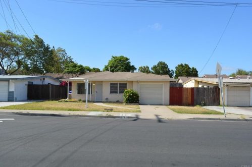 6375 Thorn St, San Diego, CA 92115-6908
