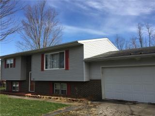 4666 Knickerbocker Cir, Ashtabula, OH 44004-9668
