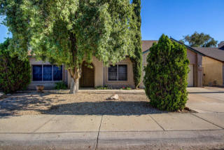 4207 Mariposa Grande, Glendale, AZ 85310-5555