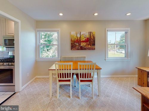 575 Winding Rd, Lansdale PA  19446-3446 exterior